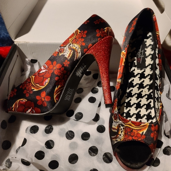 Iron Fist Slow Dance peep toe pumps - Picture 2 of 2